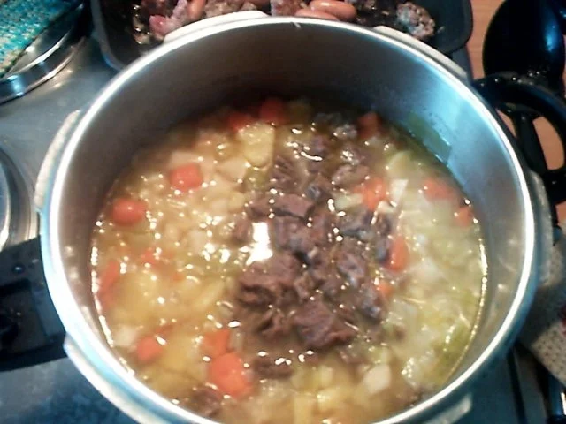 Gemüse-Kartoffeleintopf mit Mett und Würstel - Rezept - Bild Nr. 8