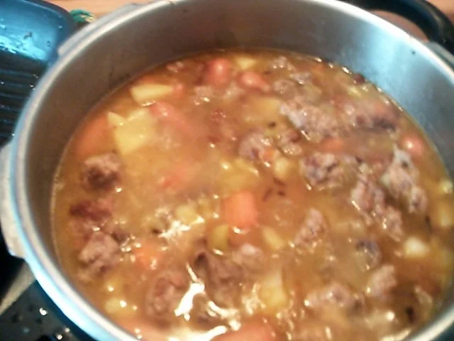 Gemüse-Kartoffeleintopf mit Mett und Würstel - Rezept - Bild Nr. 10