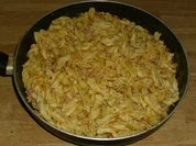 Rezept: Pikante Bratnudeln Pikante Bratnudeln - Rezept