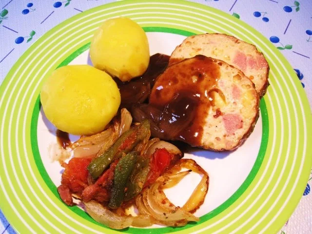 Rezept: Roti de Pollo ... im Gemüsebett Bild Nr. 8 Roti de Pollo ... im Gemüsebett - Rezept - Bild Nr. 8