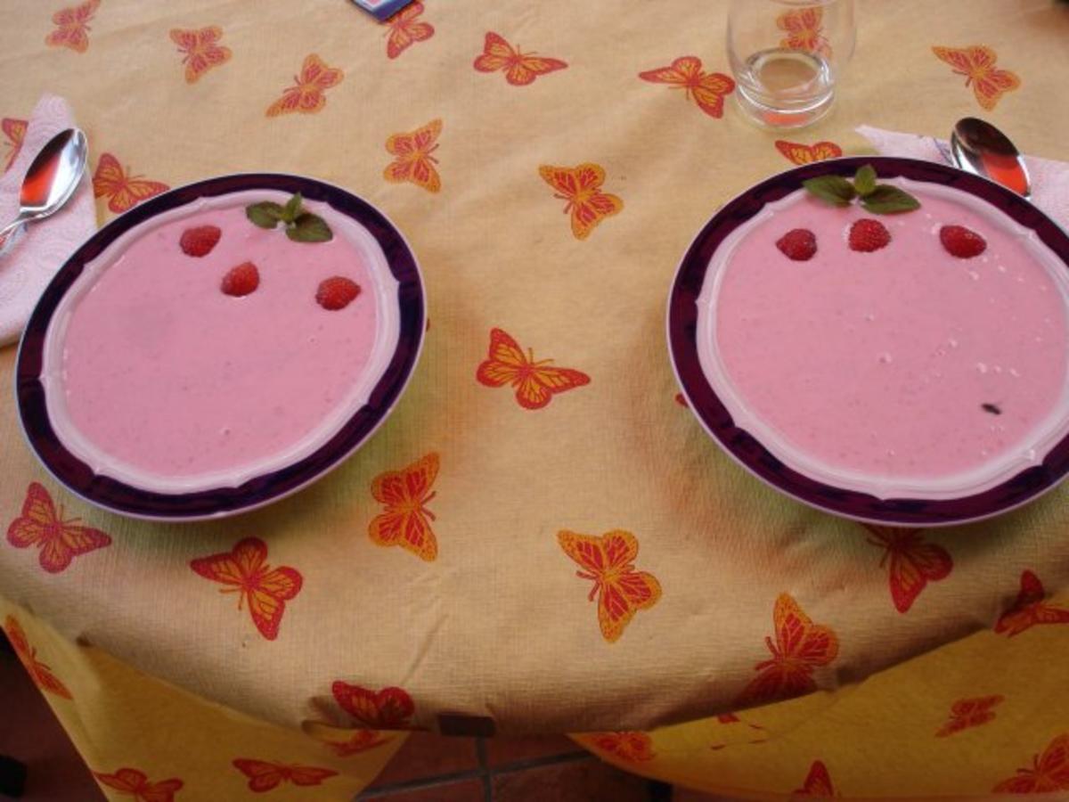 Erdbeer-Jogurt-Suppe - Rezept - Bild Nr. 8