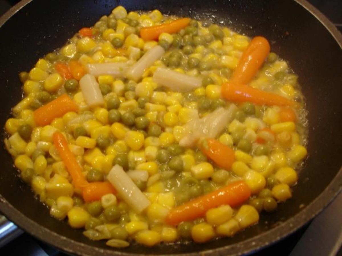 Feine Bratwurst mit Selleriestampfkartoffeln und Gemüse - Rezept - Bild Nr. 8