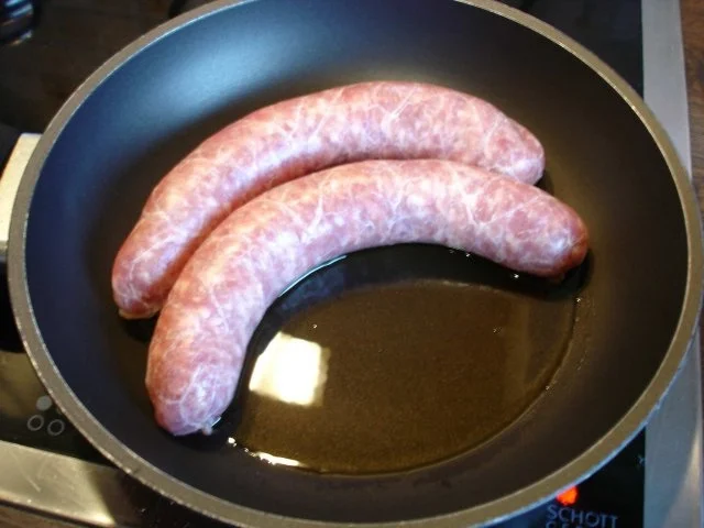Frische Rost-Bratwurst mit Sauerkraut und Kartoffelpürees - Rezept - Bild Nr. 6