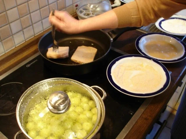 Gebackener Leberkäse mit Rosenkohl und Kartoffel-Püree - Rezept - Bild Nr. 3