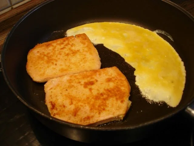 Gebackener Leberkäse mit Rosenkohl und Kartoffel-Püree - Rezept - Bild Nr. 4