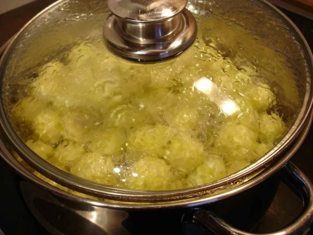 Gebackener Leberkäse mit Rosenkohl und Kartoffel-Püree - Rezept - Bild Nr. 7