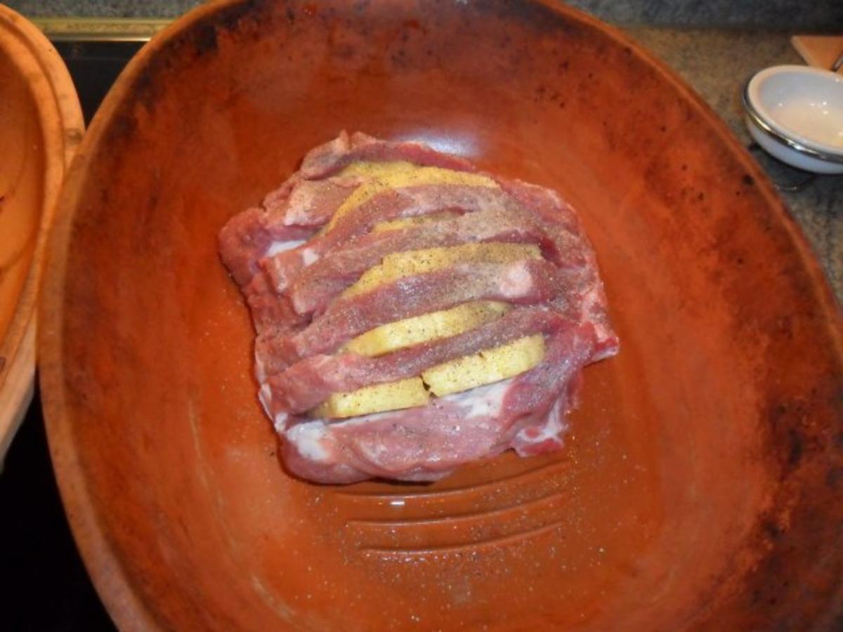schweinekamm mit ananas,gemüse-schön scharf -im römertopf - Rezept