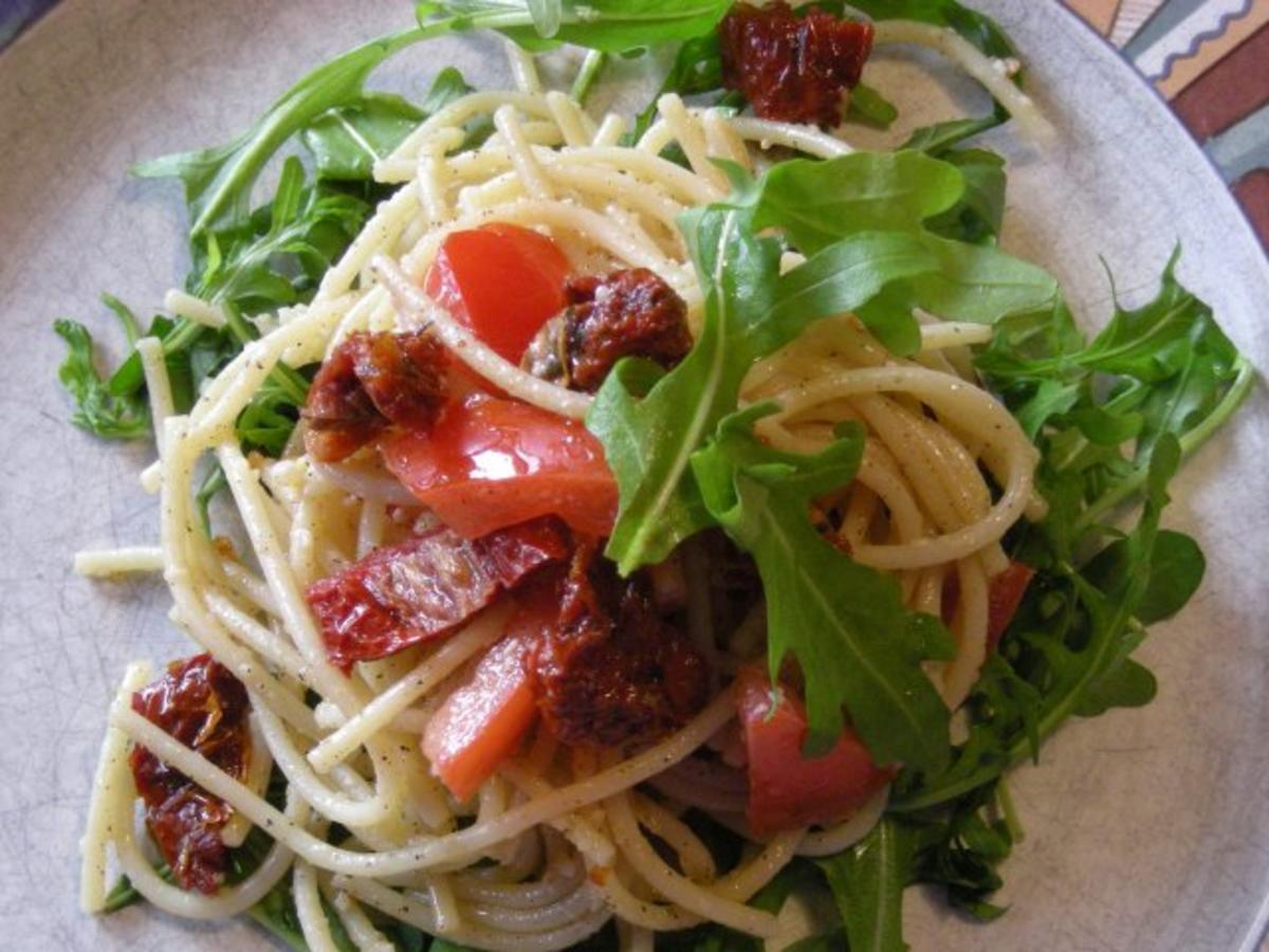 Spaghettisalat mediteran - Rezept - Bild Nr. 2