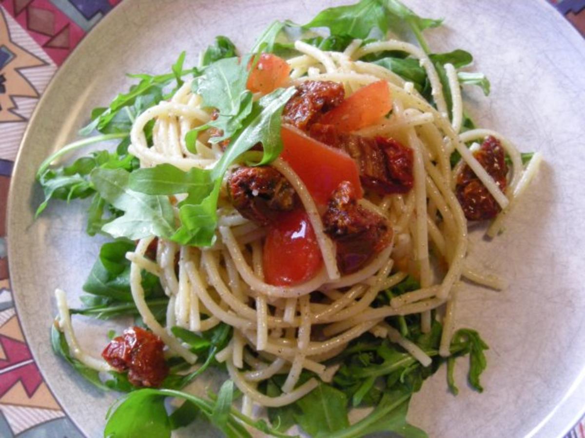 Spaghettisalat mediteran - Rezept - Bild Nr. 4