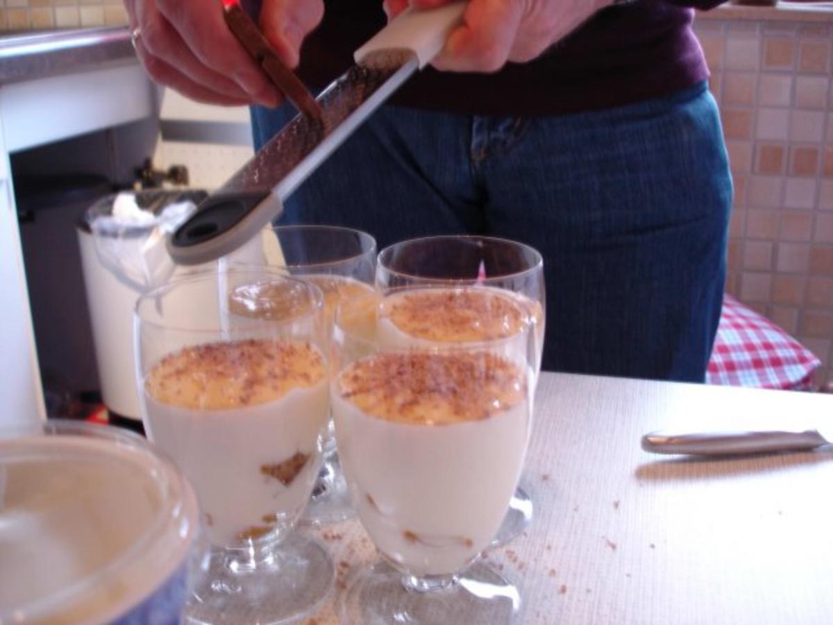 Jogurt-Eierlikör-Dessert - Rezept - Bild Nr. 8