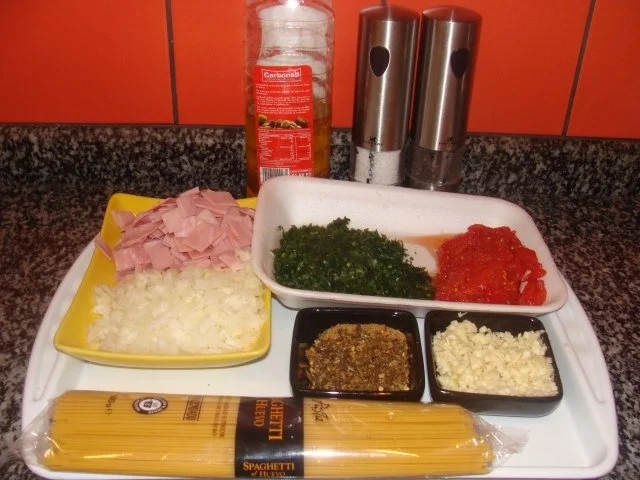 Rezept: Nudeln : Ital. Knoblauch-Spaghetti Bild Nr. 3 Nudeln : Ital. Knoblauch-Spaghetti - Rezept - Bild Nr. 3