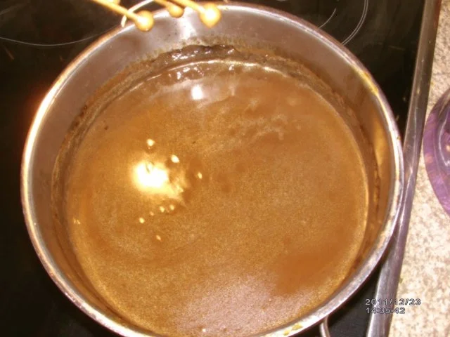 Rinderfilet mit Bratensoße, Herzoginkartoffeln und Rotkohl - Rezept - Bild Nr. 3