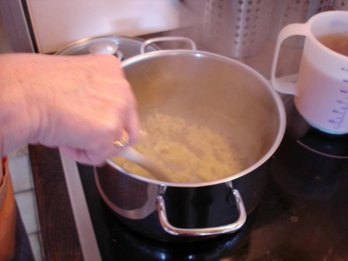 Kohlrabi-Suppe mit Würstchen - Rezept - Bild Nr. 6