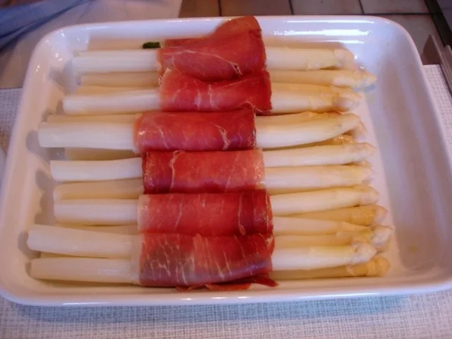 Spargel mit Schinken, Salbei und Parmesan - Rezept - Bild Nr. 13