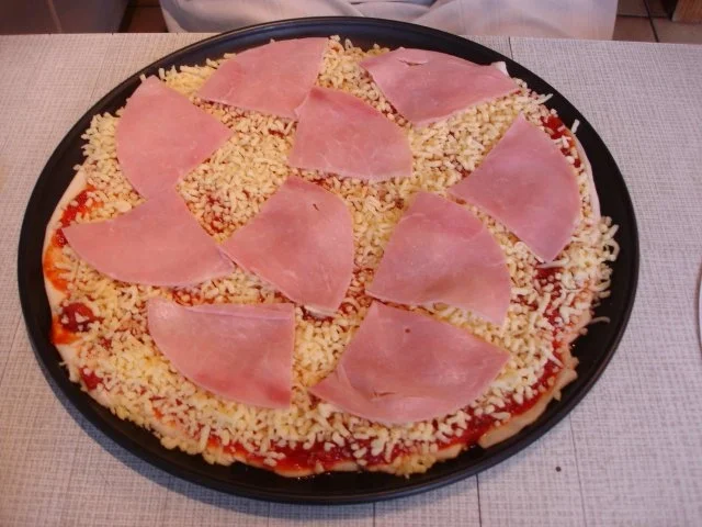 Rezept: Spargelpizza Bild Nr. 9 Spargelpizza - Rezept - Bild Nr. 9
