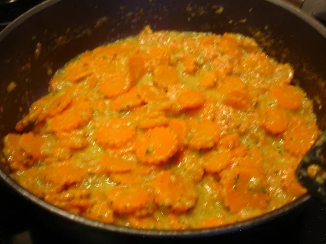 Möhrenblütencurry - Rezept