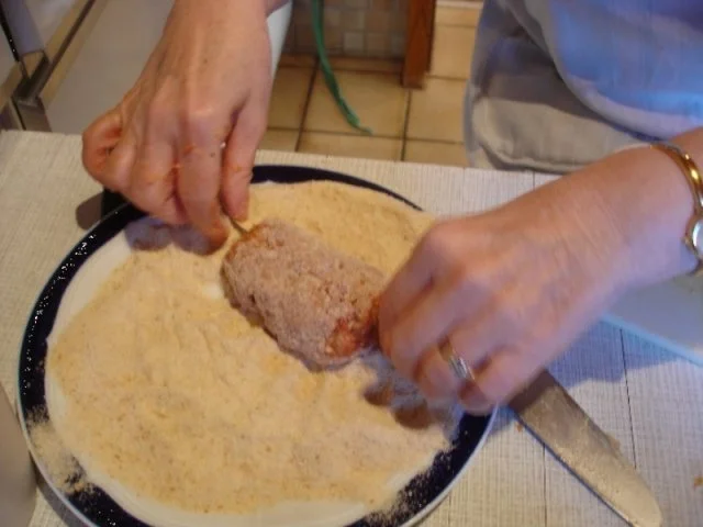 Hackfleischspieße mit Kartoffelstampf und Möhrenblütencurry - Rezept - Bild Nr. 6