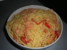 Pesto - Lachssauce mit Spaghetti - Rezept