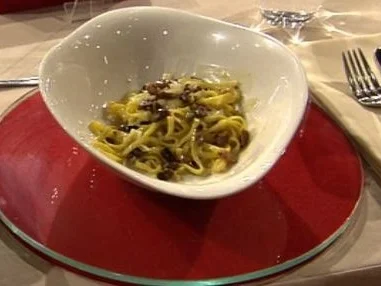 Rezept: Tagliolini al Profumo di Limoncello (Anja Kruse) Tagliolini al Profumo di Limoncello (Anja Kruse) - Rezept