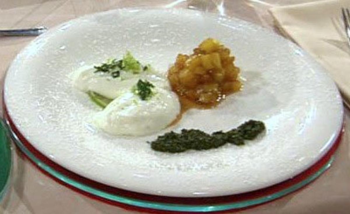 Bilder für Quark-Limettencrème mit Ananas und Minzpesto à la Henssler - Rezept