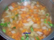 Kochen: Gemüsesuppe mit Rinderbrühe - Rezept