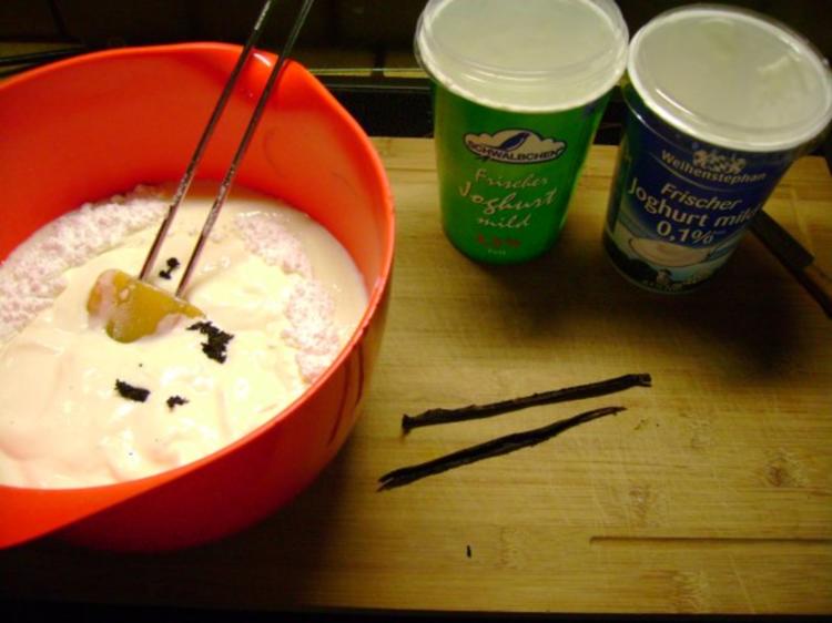 Dessert: Joghurt Stracciatella Creme - schnell & einfach - von Kajo Dessert: Joghurt Stracciatella Creme - schnell & einfach - von Kajo