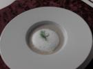 Maronensamtsuppe mit Kräuterschaumhäubchen - Rezept