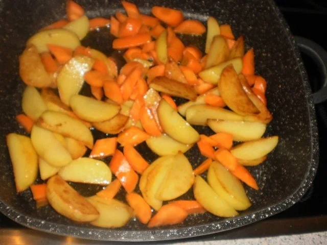 Rezept: Schweinefilet mit Sherrysoße und Röstkartoffeln Bild Nr. 6 Schweinefilet mit Sherrysoße und Röstkartoffeln - Rezept - Bild Nr. 6