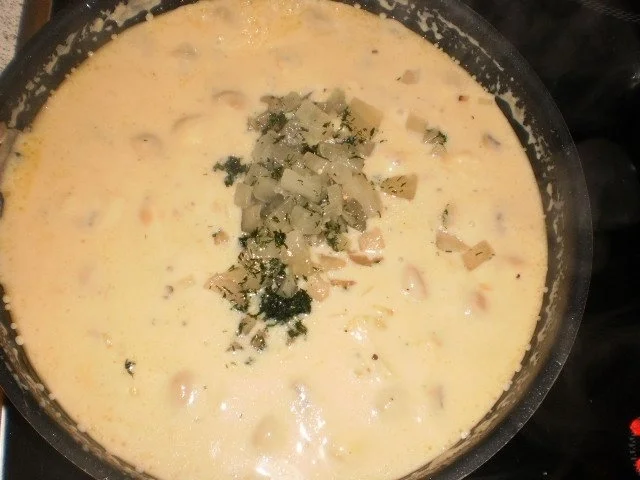 Frikadellen in Champignon-Gurken-Soße - Rezept - Bild Nr. 11