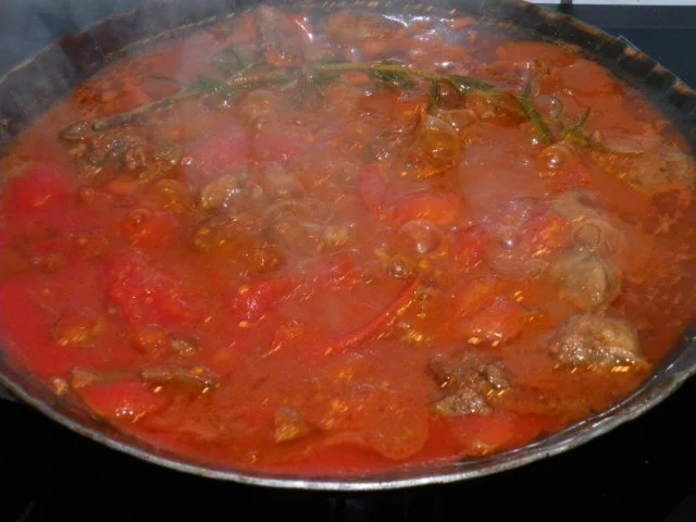 Rezept: Hähnchenleber in Tomatensoße....... Bild Nr. 3 Hähnchenleber in Tomatensoße....... - Rezept - Bild Nr. 3