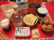 Rezept: Gugelhupf mit Sauerkirschen Gugelhupf mit Sauerkirschen - Rezept