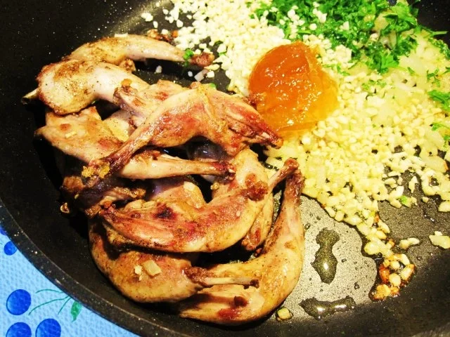 Wachtelschenkel mit Mandeln ... - Rezept - Bild Nr. 5