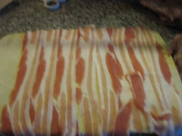 Kaninchenkeulen auf Rotwein-Sahnesoße - Rezept - Bild Nr. 5