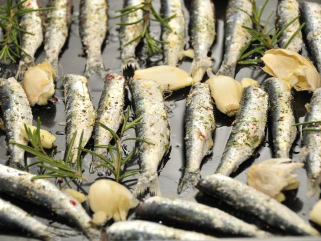 Sardinen al forno mit Kräuter Knoblauch Baguette - einfach - von tonka