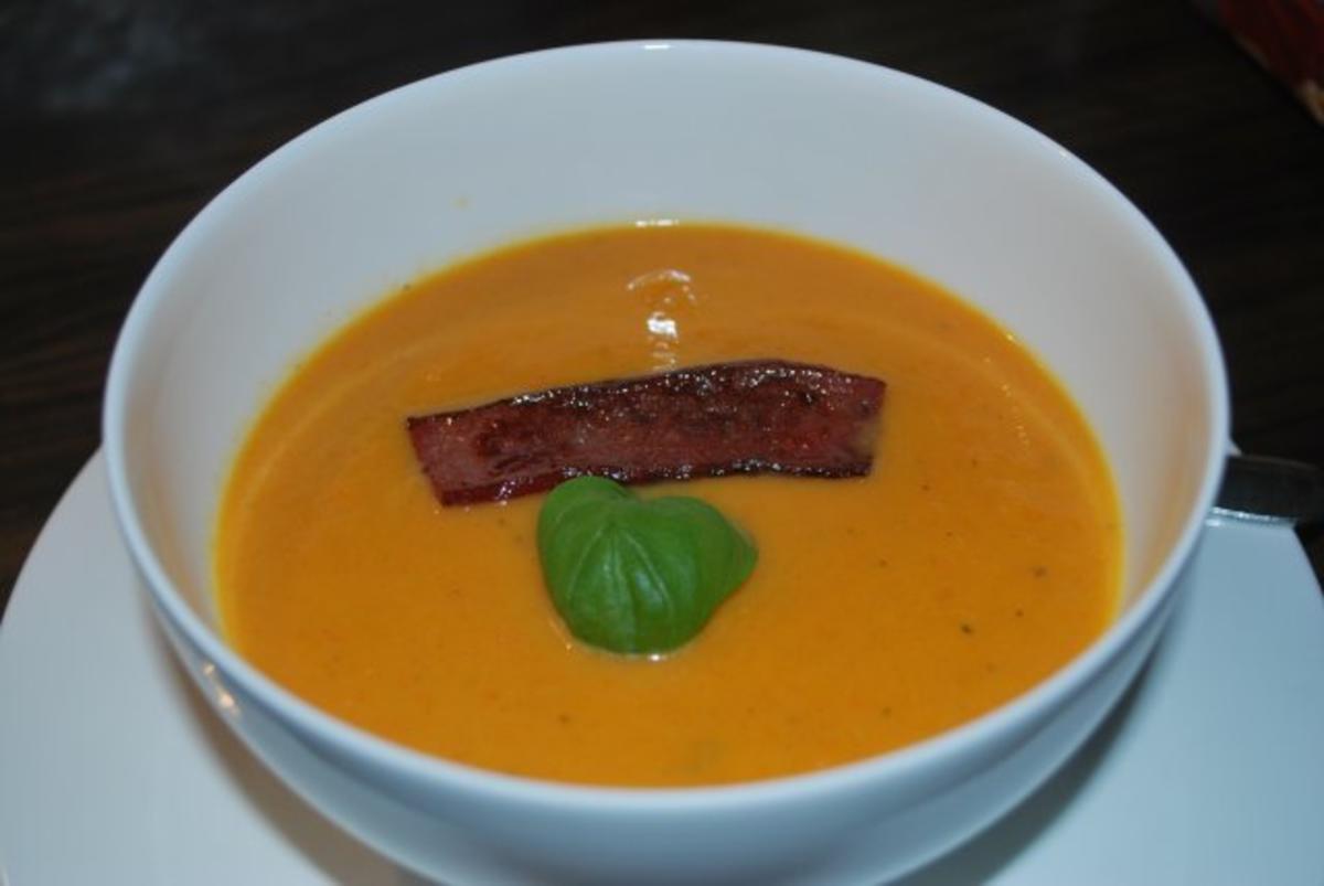 Süßkartoffel-Möhren-Suppe mit Cabanossi-Streifen - Rezept - Bild Nr. 2