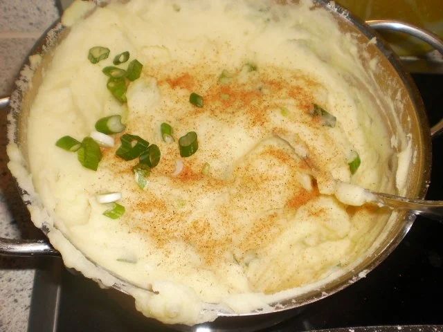 Rezept: Rosenkohltopf mit Hähnchen und Lauchzwiebelkartoffelpüree Bild Nr. 16 Rosenkohltopf mit Hähnchen und Lauchzwiebelkartoffelpüree - Rezept - Bild Nr. 16