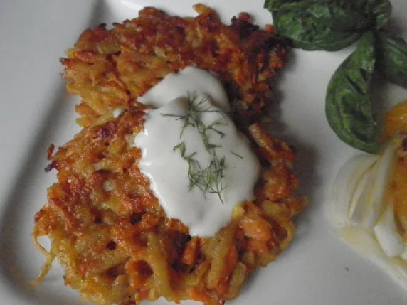 Rezept: Möhren - Ingwer - Puffer mit Mascarpone - Honig - Dip ... Bild Nr. 2 Möhren - Ingwer - Puffer mit Mascarpone - Honig - Dip ... - Rezept - Bild Nr. 2