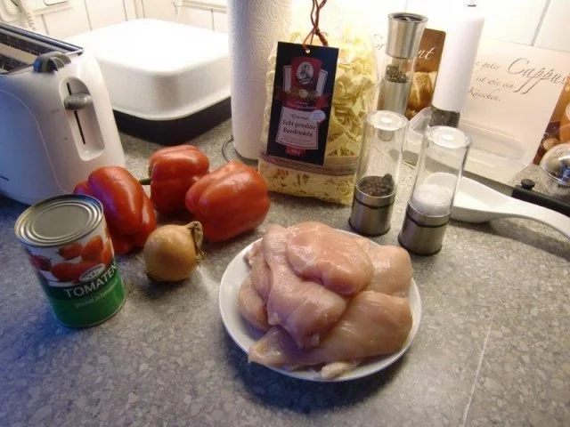 Hähnchen-Paprika-Gulasch à la Heiko - Rezept - Bild Nr. 2