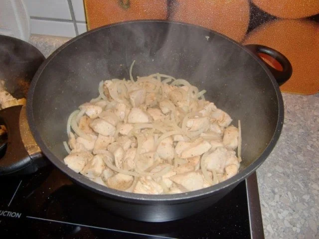 Hähnchen-Paprika-Gulasch à la Heiko - Rezept - Bild Nr. 7