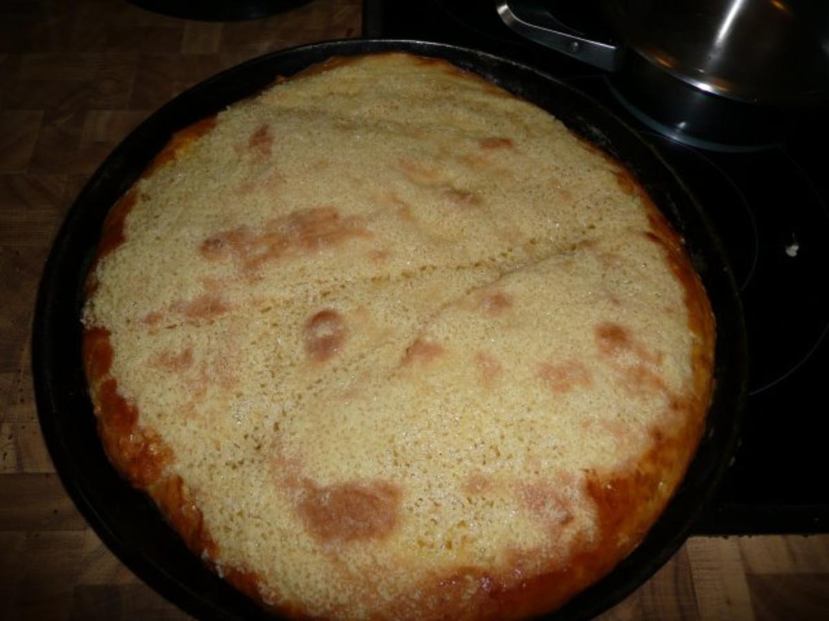 Oma`s Butterkuchen ---- Streuselkuchen --- Obstkuchen mit Streusel-----Apfelmuskuchen - Rezept - Bild Nr. 6
