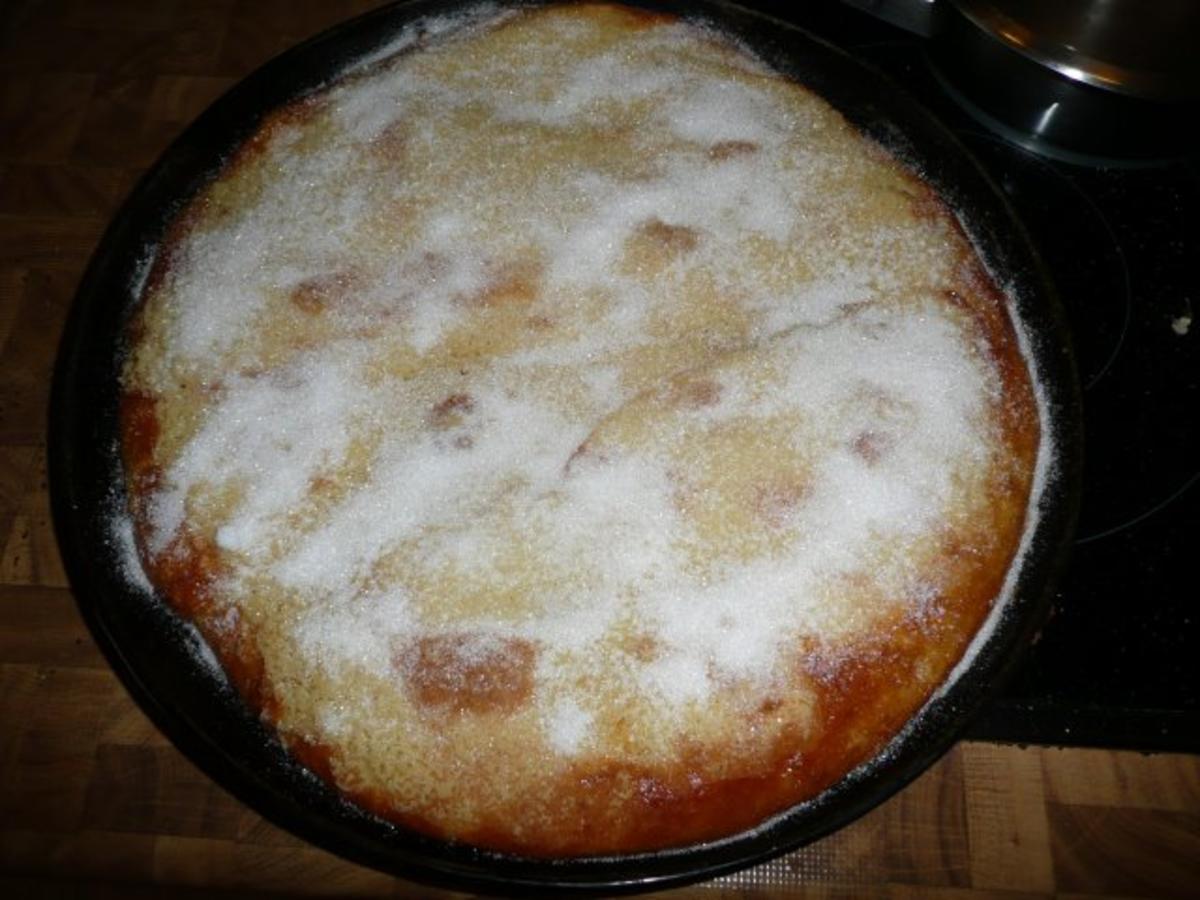 Bilder für Oma`s Butterkuchen ---- Streuselkuchen --- Obstkuchen mit Streusel-----Apfelmuskuchen - Rezept