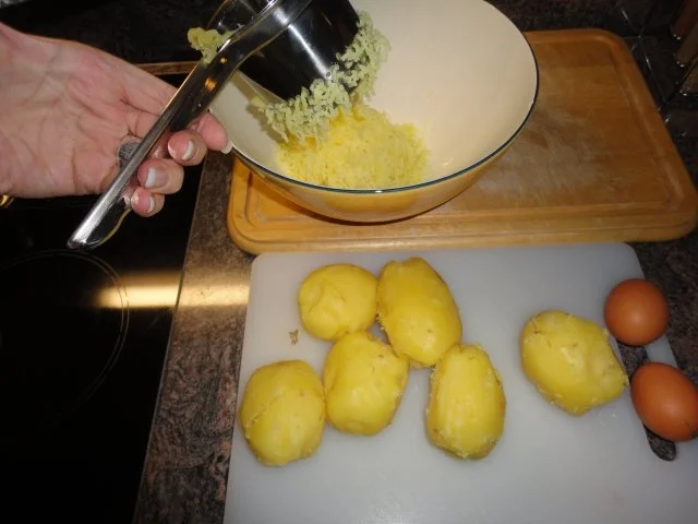 Knödel Roullade - extravagant gefüllt - Rezept - Bild Nr. 5