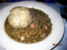 Linsen mit Selchfleisch und Semmelknödel - Rezept
