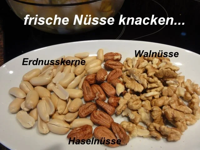 Rezept: Dessert: OBSTSALAT mit gemischten Nüssen Bild Nr. 4 Dessert: OBSTSALAT mit gemischten Nüssen - Rezept - Bild Nr. 4