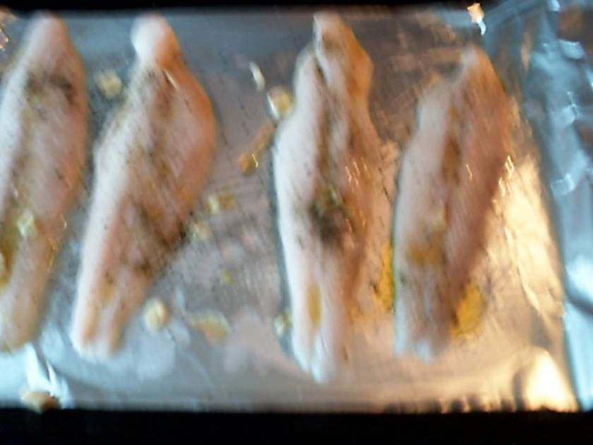 Pangasiusfilet Aus Dem Backofen Mit Gemüsegnocci - Rezept - Kochbar.de