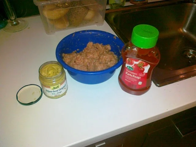 Frikadellen mit Mozzarella -füllung - Rezept - Bild Nr. 6