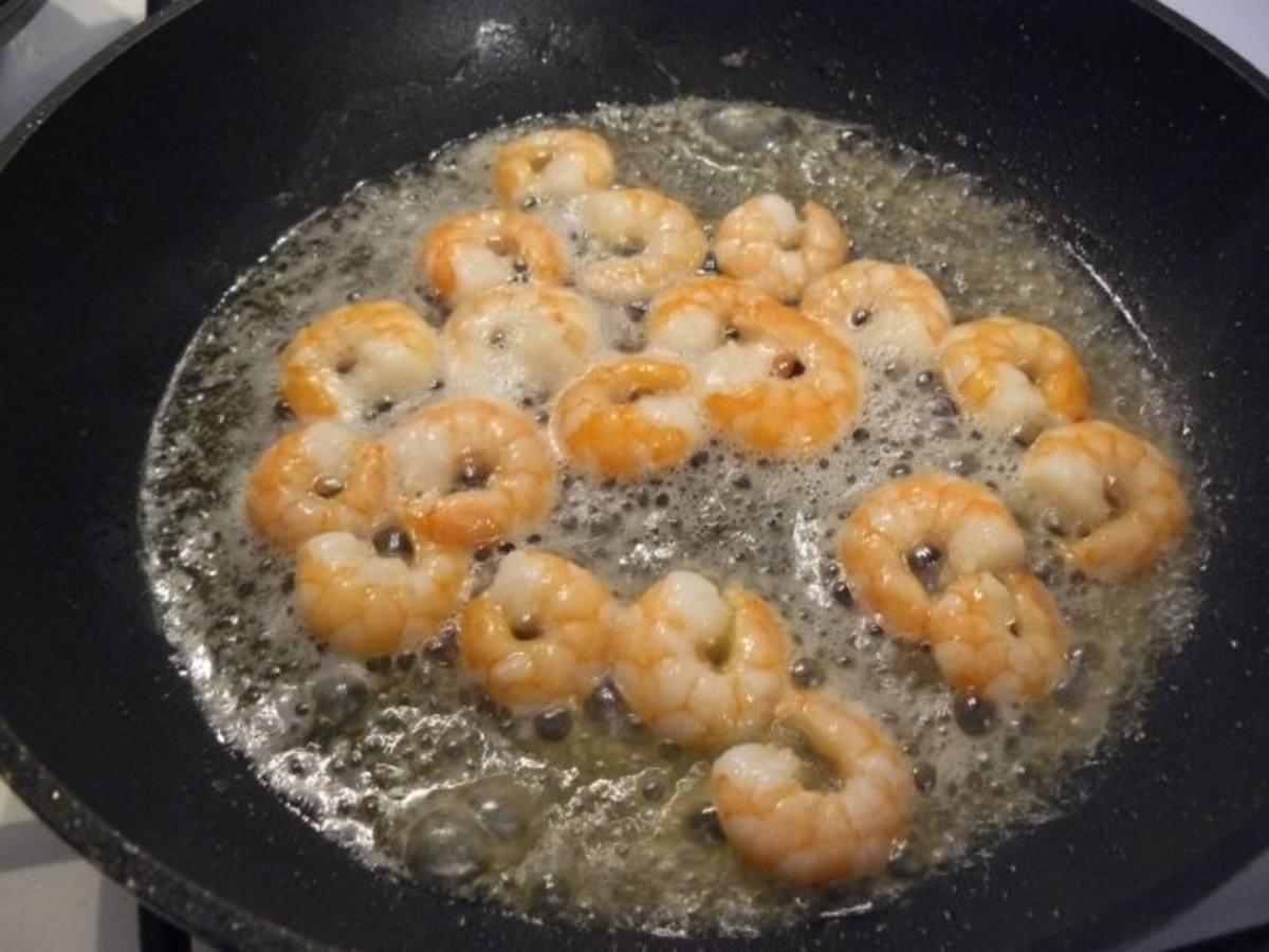 Pestospaghetti mit Shrimps - Rezept - Bild Nr. 4
