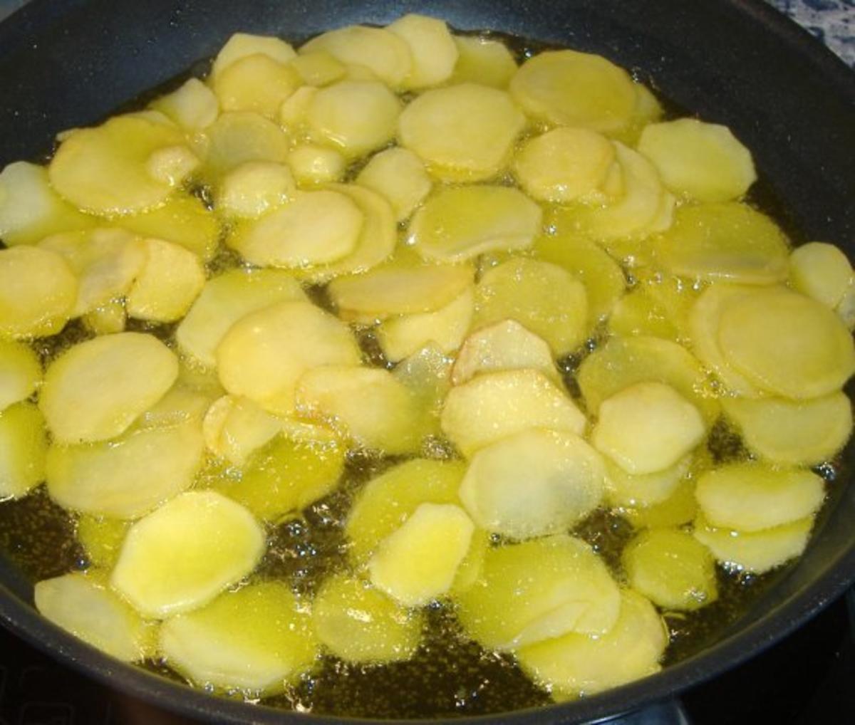 Warmer Bratkartoffelsalat mit Lammrückenfilet - Rezept - Bild Nr. 2