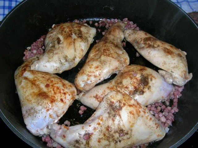 Kaninchenkeulen nach italienischer Art mit Blattspinat und Fettuccine - Rezept - Bild Nr. 8