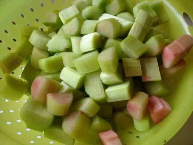 Rezept: Rhabarberkuchen nach Frau Graen Bild Nr. 9 Rhabarberkuchen nach Frau Graen - Rezept - Bild Nr. 9